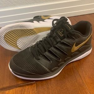 Nike Black/Gold Court Shoes